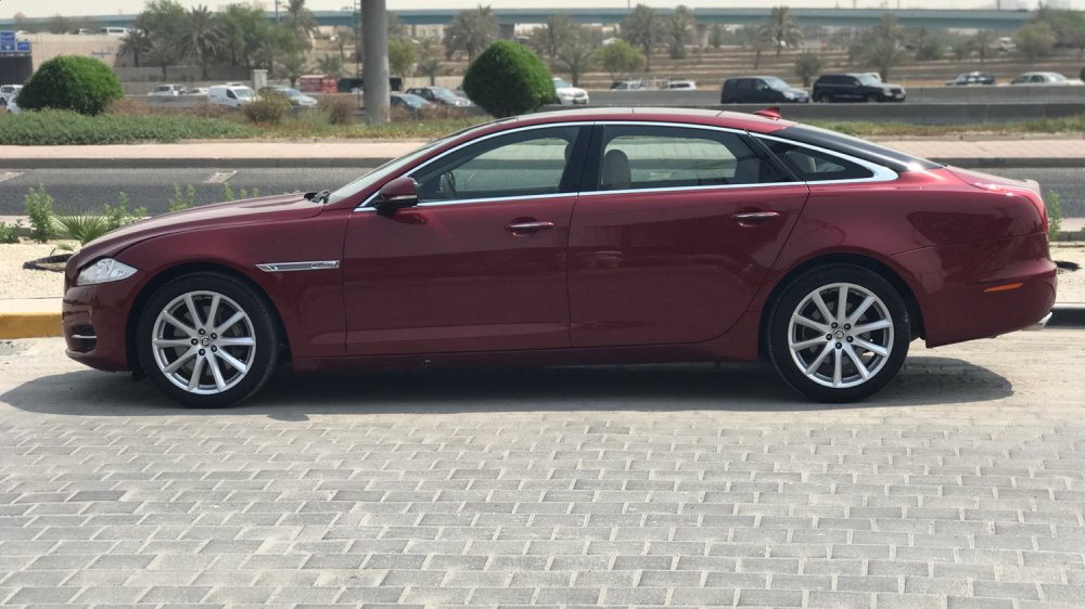 جاكور XJ